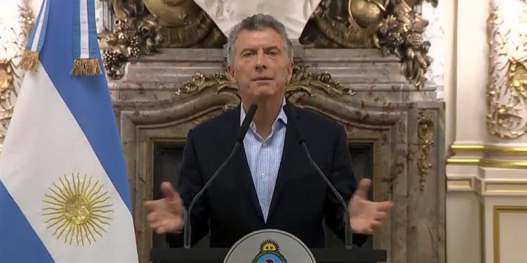Argentina vuelve a pedir ayuda externa al FMI