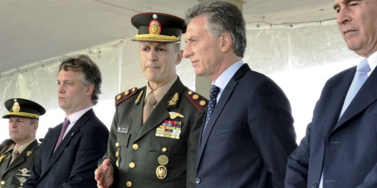 Macri quiere involucrar a las Fuerzas Armadas en tareas de seguridad