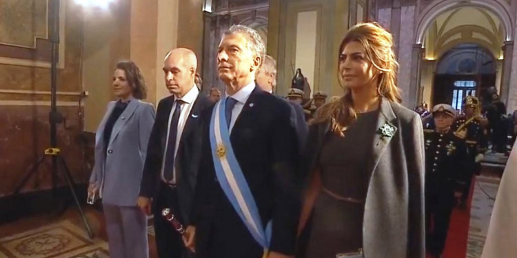 Macri podría ser excomulgado de la Iglesia