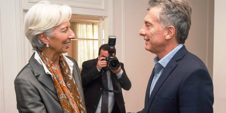 Por qué Argentina pidió ayuda al FMI