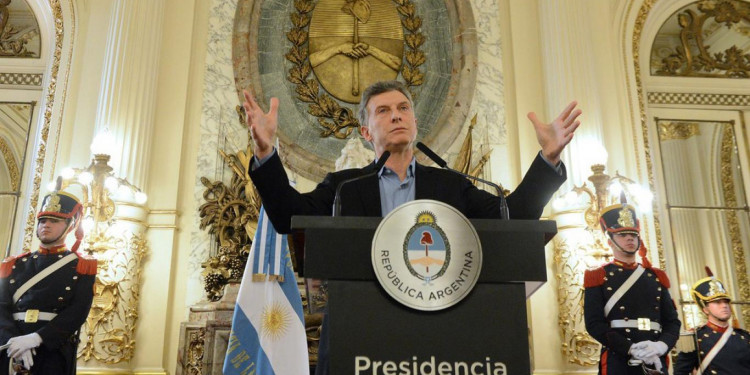 En las manos de Macri