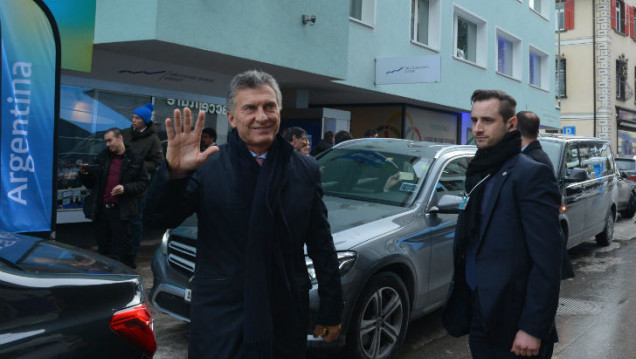imagen Macri se despidió de Davos y llegó a París