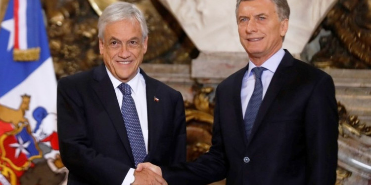 Macri y Piñera buscan liberalizar el comercio entre ambos países