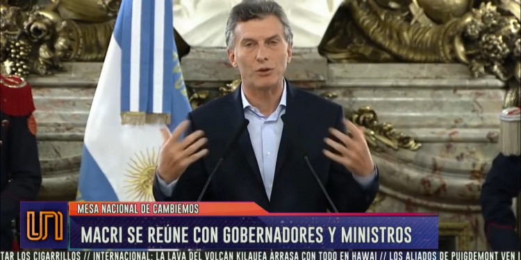 Macri se reúne con gobernadores y ministros