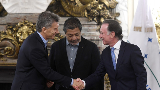 imagen Sin choripanes, sin mafias y sin embajador