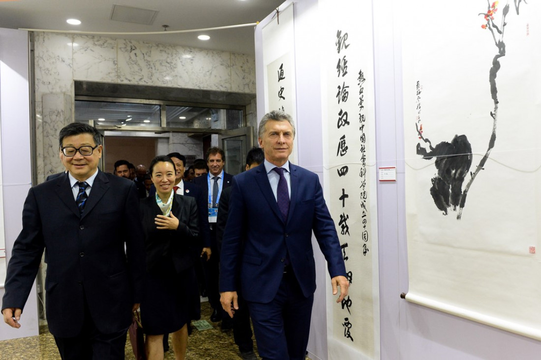 Macri busca que China invierta en infraestructura y energía