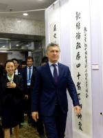 Macri busca que China invierta en infraestructura y energía