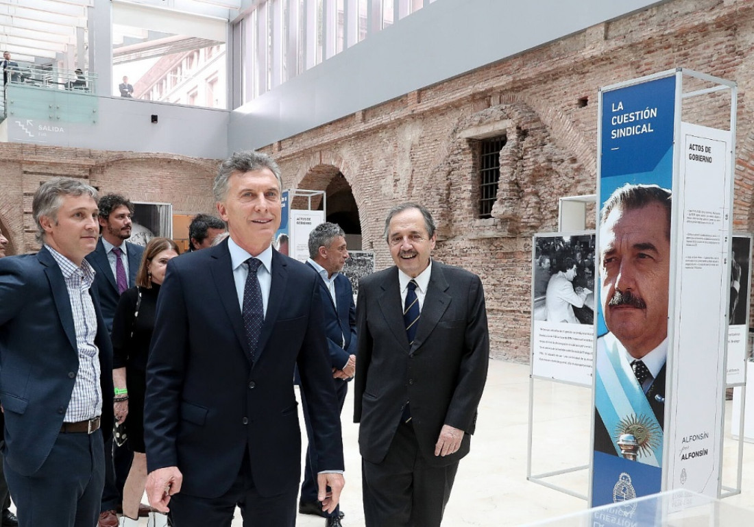 Macri homenajeó a Alfonsín y les dejó un mensaje a los radicales 