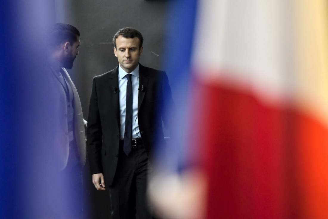 Macron, un outsider de la política nacido de las entrañas del poder