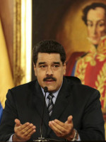 Venezuela anunció medidas para enfrentar la crisis económica