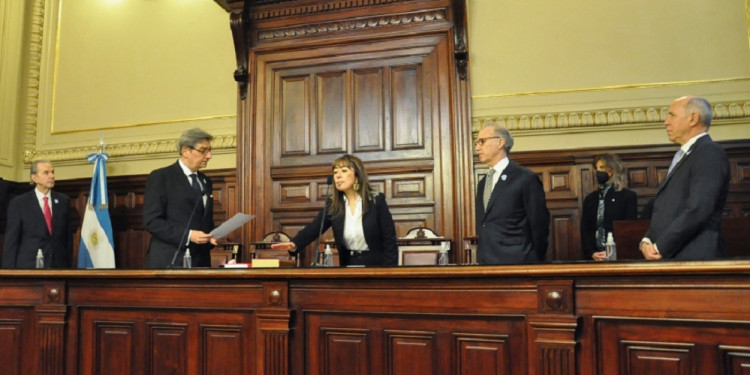 Sin una ley que ordene su composición, el Consejo de la Magistratura sesiona con 20 miembros