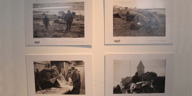 Llega a Mendoza una muestra sobre "Las fotos recuperadas de Malvinas" del archivo de Télam