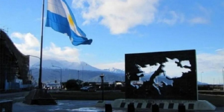 Será obligatorio para funcionarios y funcionarias provinciales de todo el país capacitarse en la causa Malvinas