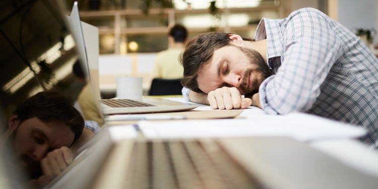 Reducción de la jornada laboral: cuántas horas se trabaja en la Argentina y qué pasa en el resto del mundo