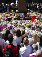 Periodista analiza la situación post atentado en Manchester