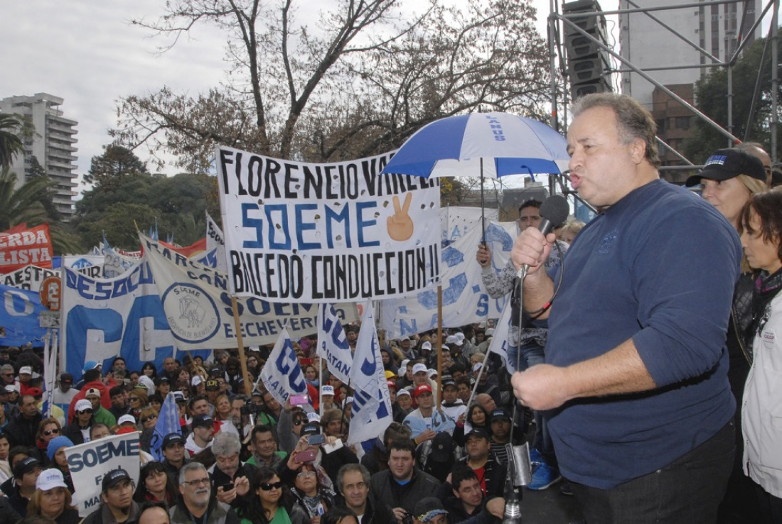 El calvario de trabajadores sin paritarias tras la captura de millonario gremialista