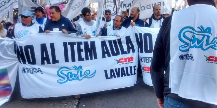 Fotos: El no al ítem aula llegó a la Marcha Federal