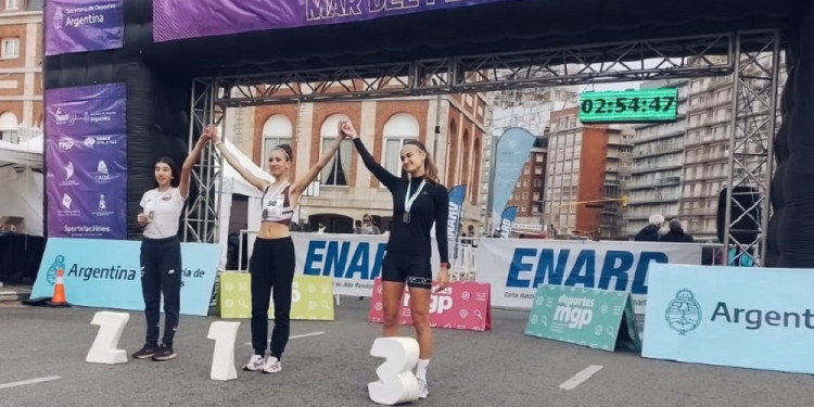 Renata Zanatta, la deportista de la UNCUYO que logró el récord argentino de Marcha Atlética U18