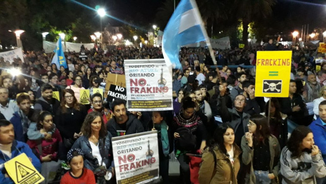 imagen El fracking rompe la agenda