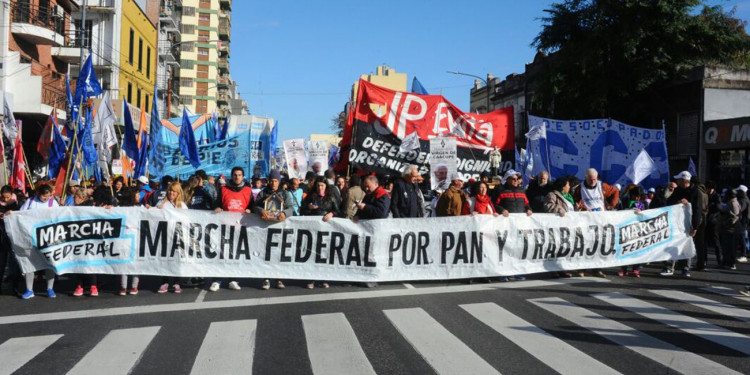 La Marcha Federal cierra con el anuncio de un paro general