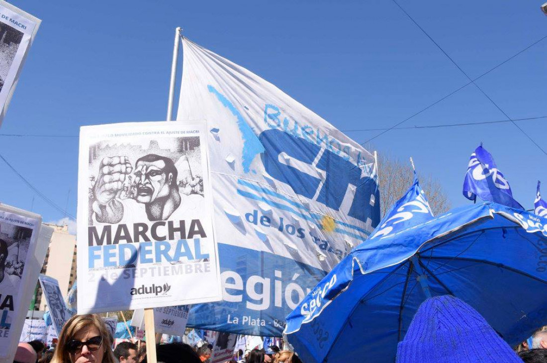 Las CTA presionan a la CGT