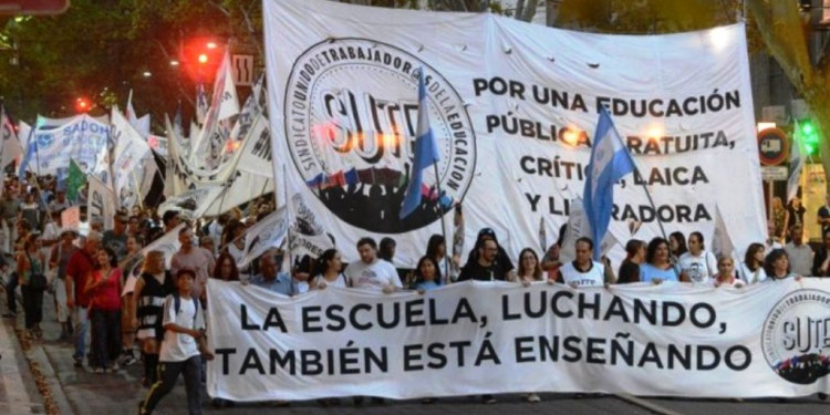 Marcha de las Antorchas: varios gremios se unieron al SUTE para pedir la reapertura de paritarias  