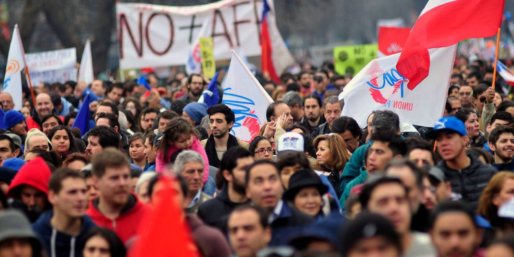 Manifestaciones contra el sistema de pensiones en Chile