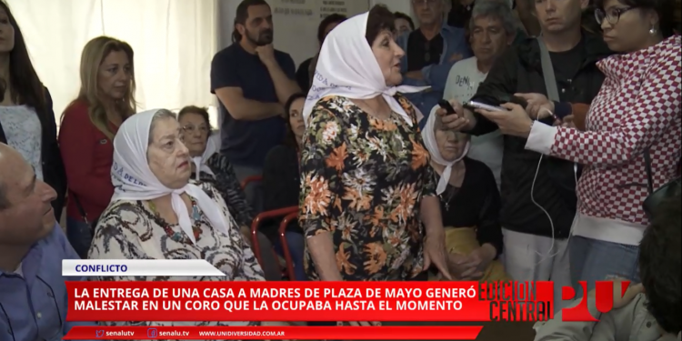 Quejas por la entrega de locación a Madres de Plaza de Mayo