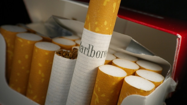 imagen De reversa: Massalin baja los precios de los cigarrillos por la caída en las ventas