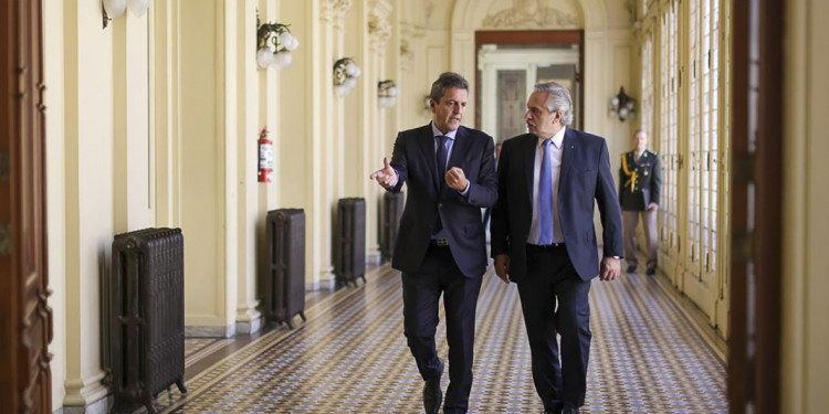 Massa anunciará el lunes los nombres de quienes lo acompañarán en su gestión 