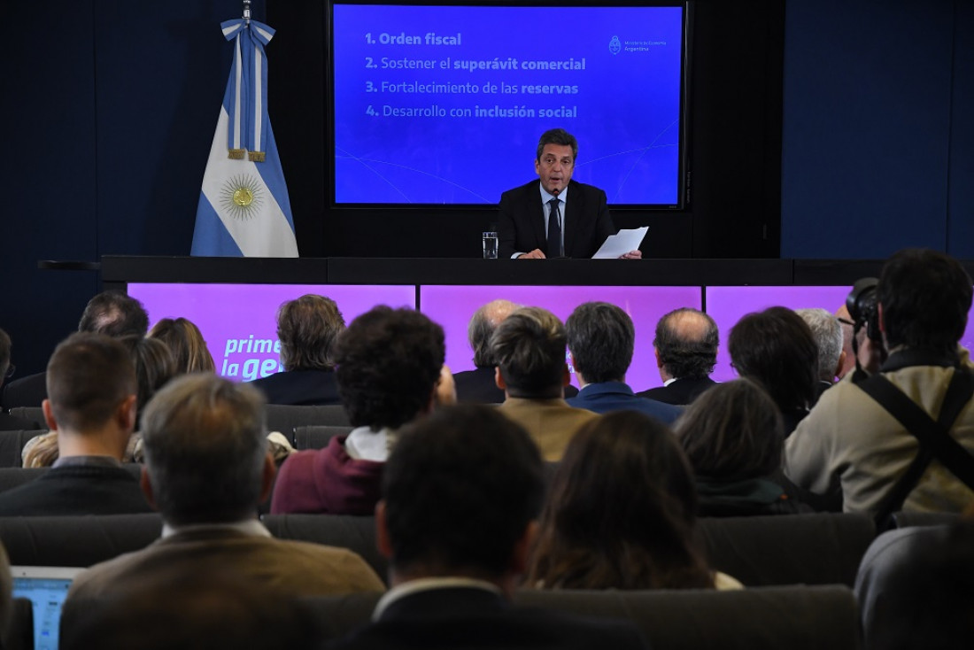 Nueva etapa de medidas: habrá techo de consumo subsidiado en los servicios de gas y luz