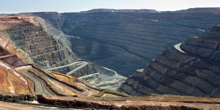 Ley de Glaciares: "Le pedimos al presidente Mauricio Macri que cierre la mina Veladero"