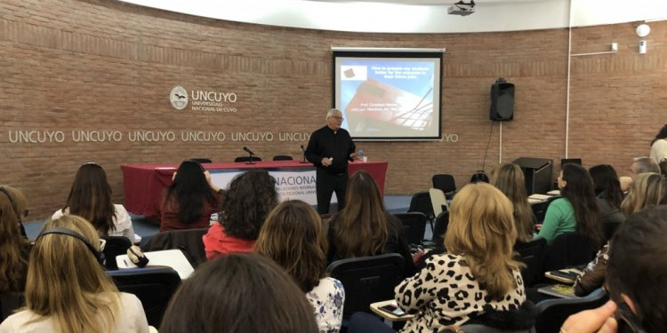 Chistoph Maure en las Jornadas "Experiencias internacionales para la innovación en el aula"