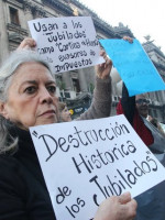 Afirman que "todos los ajustes repercuten en la vida de las mujeres"