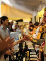 Arrancó la Megadegustación en el Centro