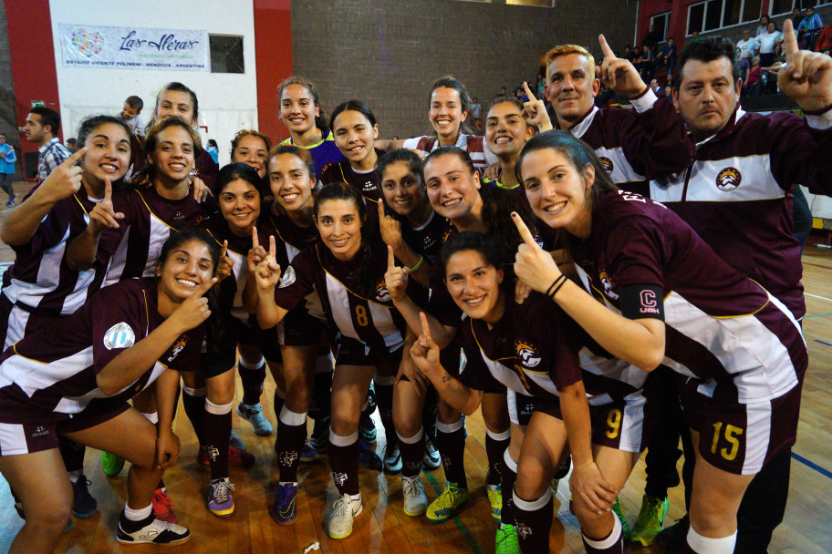 imagen "La Borravino" campeonas del Argentino Femenino