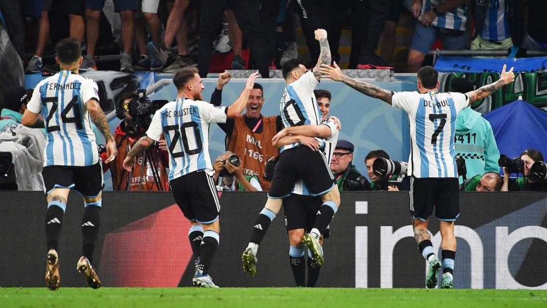 Corazón al límite: Argentina pasó a cuartos con buen fútbol pero sufrió hasta el tiro del final