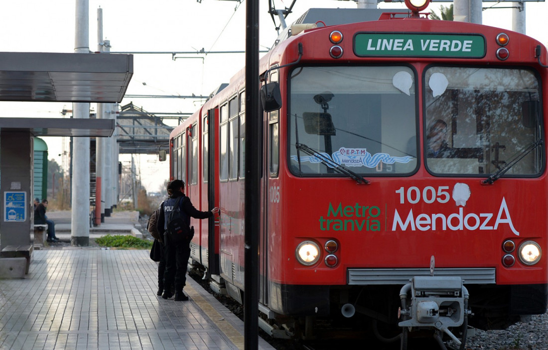 Patrono Santiago: el transporte público circulará con las frecuencias de domingo