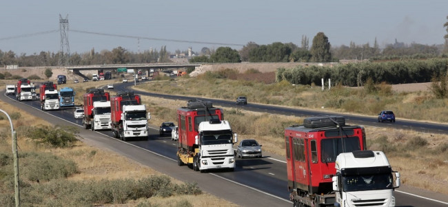 Cómo son las nuevas duplas para reforzar el servicio del metrotranvía 