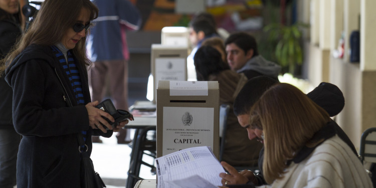 "Hay un voto más volátil y potencialmente cambiante"