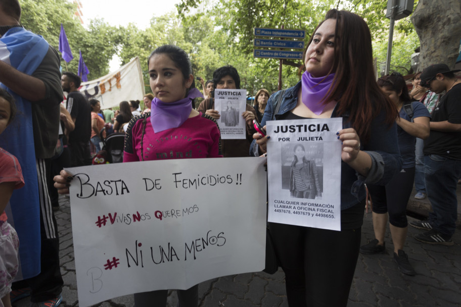 imagen 5000 personas pidieron que cesen los femicidios