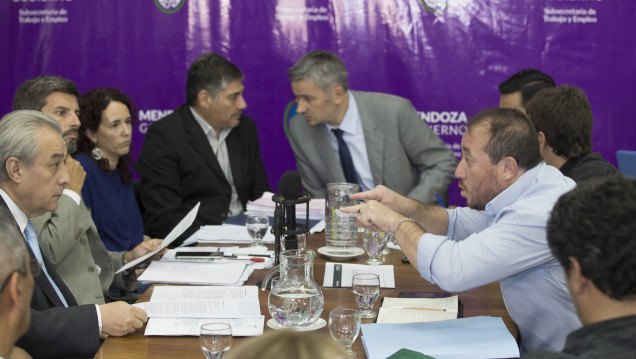 imagen Salud: la mejora en la oferta no convenció a los gremios