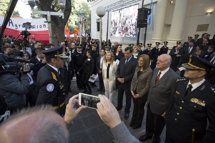 imagen Repasá las mejores imágenes de la apertura de sesiones de la Legislatura