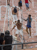 El fútbol es una herida absurda