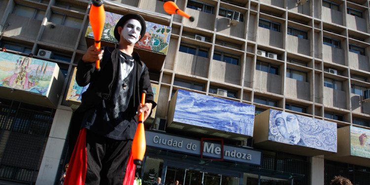 Funeral en defensa de la cultura popular