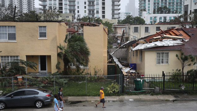imagen Tres muertos en La Florida por Irma