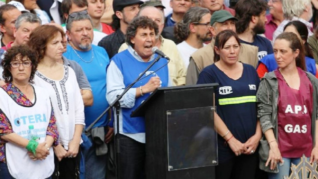imagen "O se cae este modelo económico o se cae este Gobierno" 