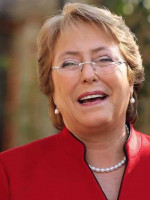 Bachelet presentará el nuevo gabinete y no viajará a Paraguay