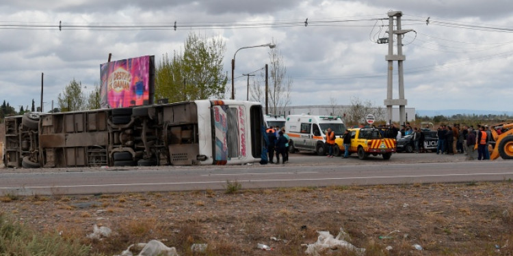 Tragedia en Ruta 2: exhortan a los medios a "proteger la niñez"