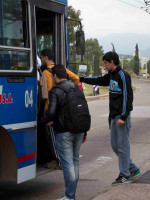 Vandalismo en Mendoza: entre seis y siete micros son apedreados por día